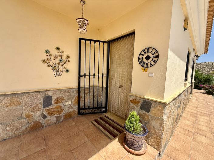 Image No.25-2 Bed Villa for sale