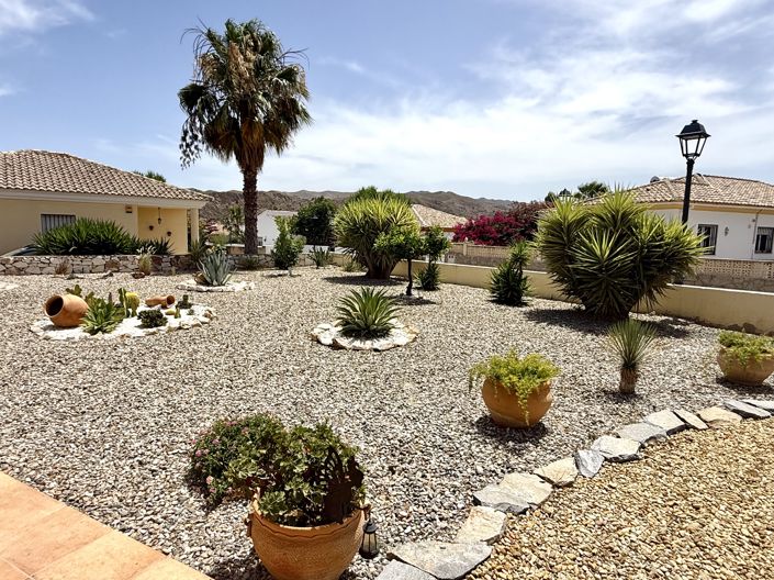 Image No.5-2 Bed Villa for sale