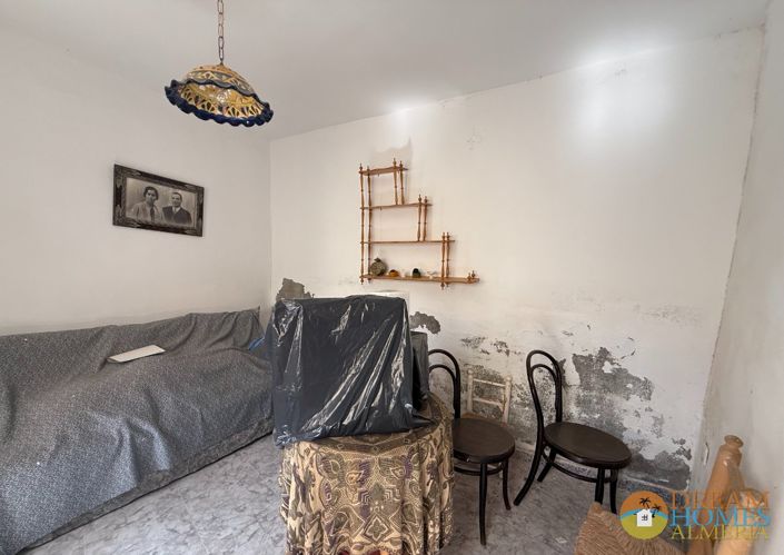 Image No.14-7 Bed Cottage for sale