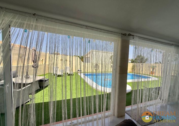 Image No.18-3 Bed Villa for sale
