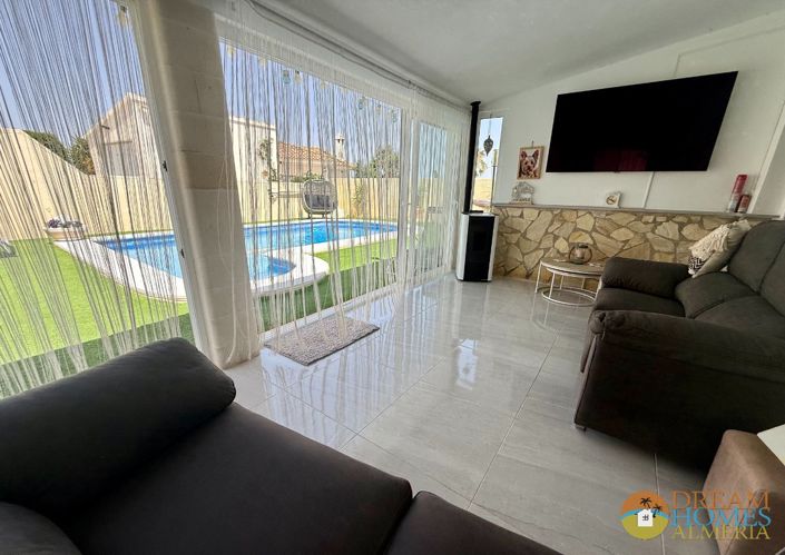 Image No.19-3 Bed Villa for sale