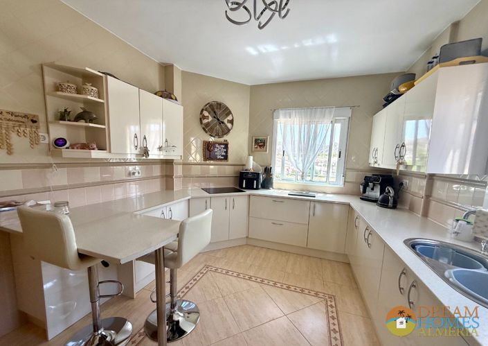 Image No.3-3 Bed Villa for sale