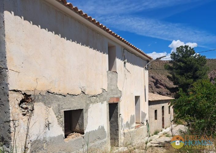 Image No.5-5 Bed Country House for sale