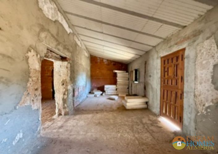 Image No.9-5 Bed Country House for sale