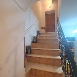 Image No.25-3 Bed Townhouse for sale