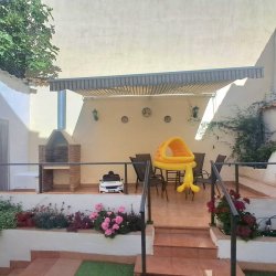 Image No.30-3 Bed Townhouse for sale