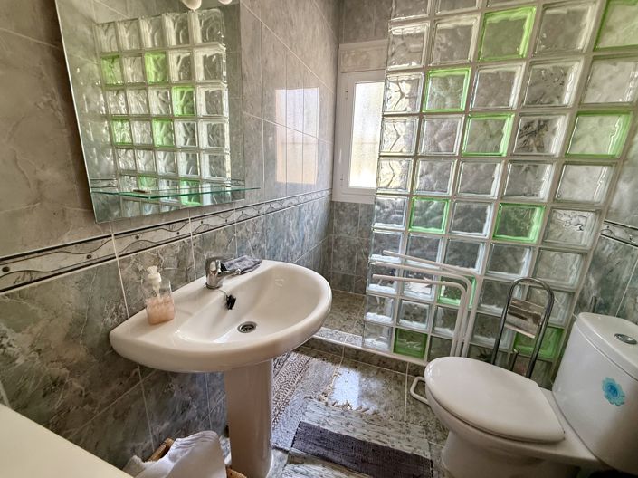 Image No.21-3 Bed Villa for sale