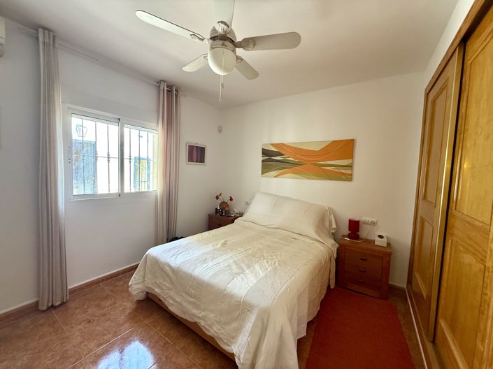 Image No.24-3 Bed Villa for sale