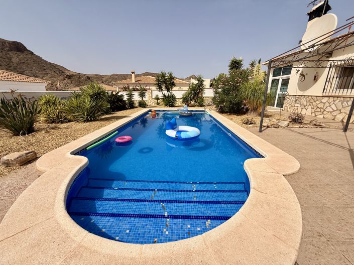Image No.8-3 Bed Villa for sale