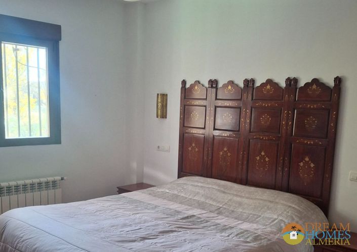 Image No.22-6 Bed Villa / Detached for sale