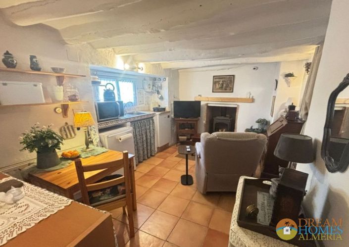 Image No.29-6 Bed Villa / Detached for sale