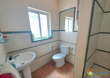 7d58a869405cf73676a4cce0a3aeb54931770