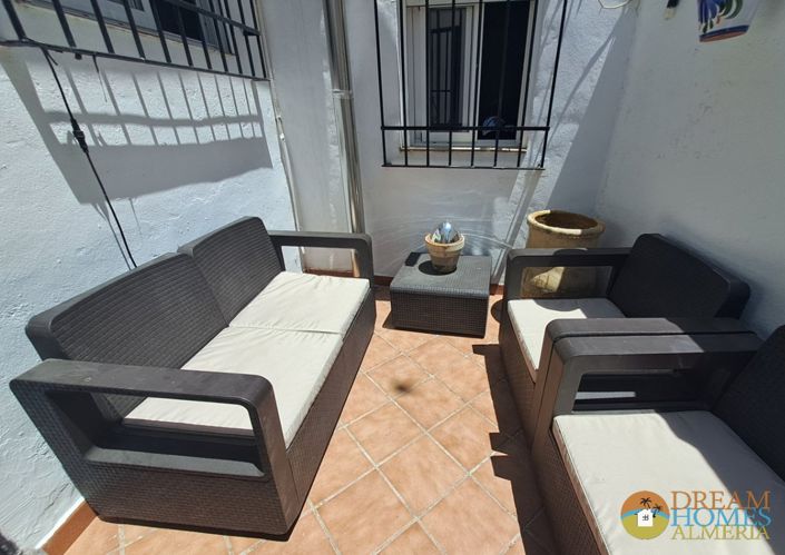 Image No.21-3 Bed Townhouse for sale