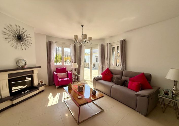 Image No.21-3 Bed Villa for sale