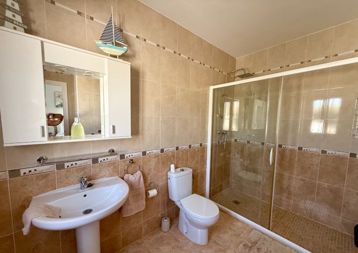 Image No.34-3 Bed Villa for sale
