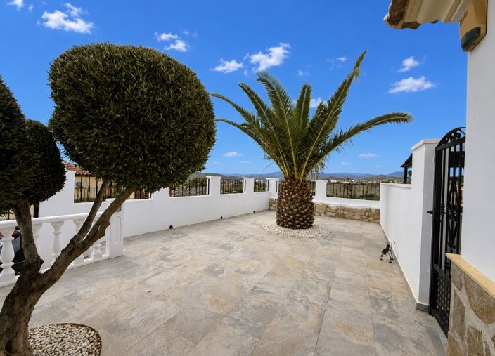 Image No.39-3 Bed Villa for sale
