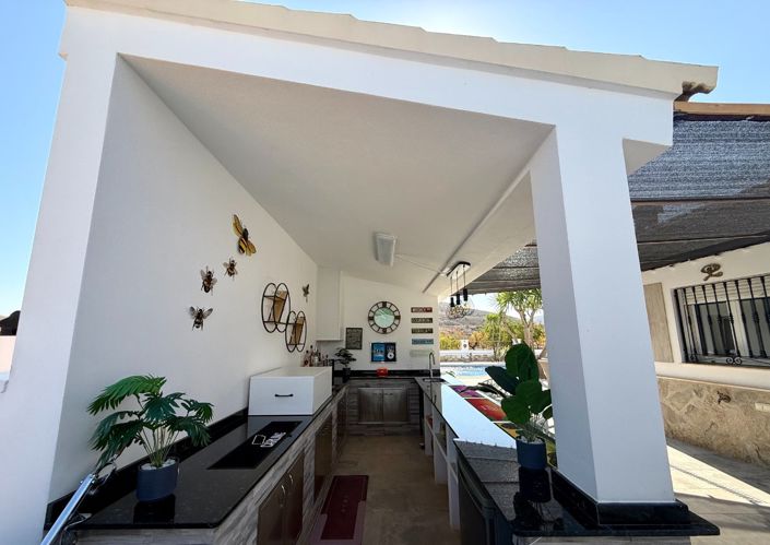 Image No.6-3 Bed Villa for sale