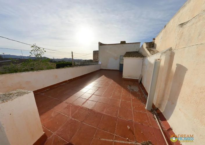 Image No.32-5 Bed Townhouse for sale
