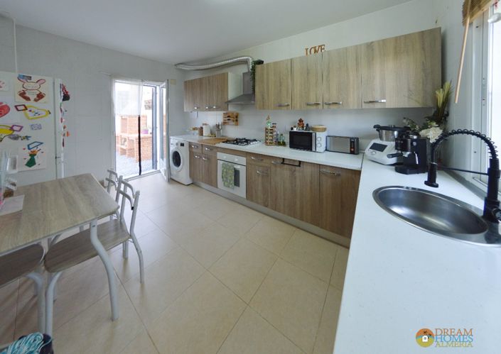 Image No.2-3 Bed Duplex for sale