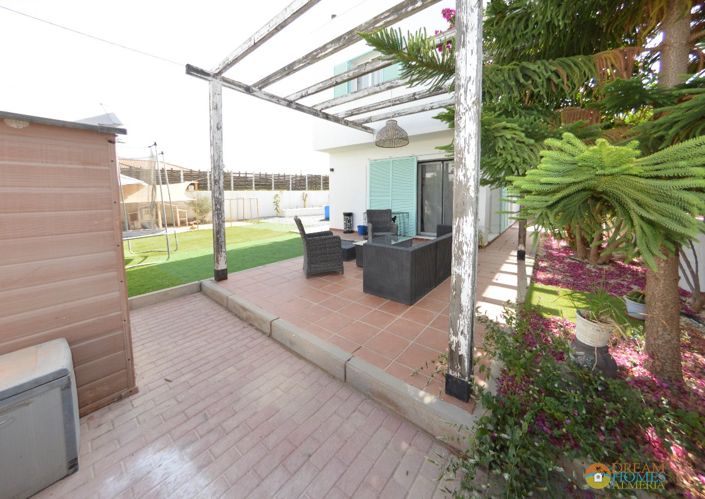 Image No.40-3 Bed Duplex for sale
