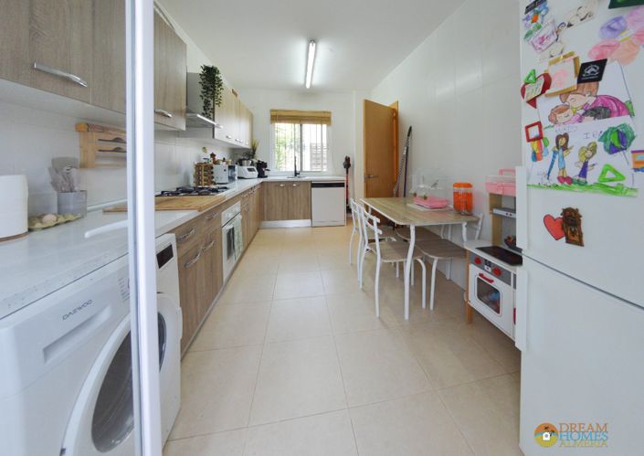 Image No.8-3 Bed Duplex for sale