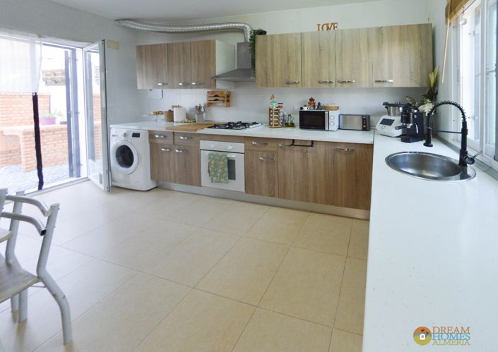 Image No.9-3 Bed Duplex for sale