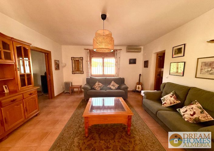 Image No.6-3 Bed Villa for sale