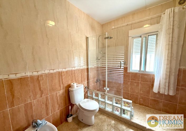 Image No.24-3 Bed Villa for sale