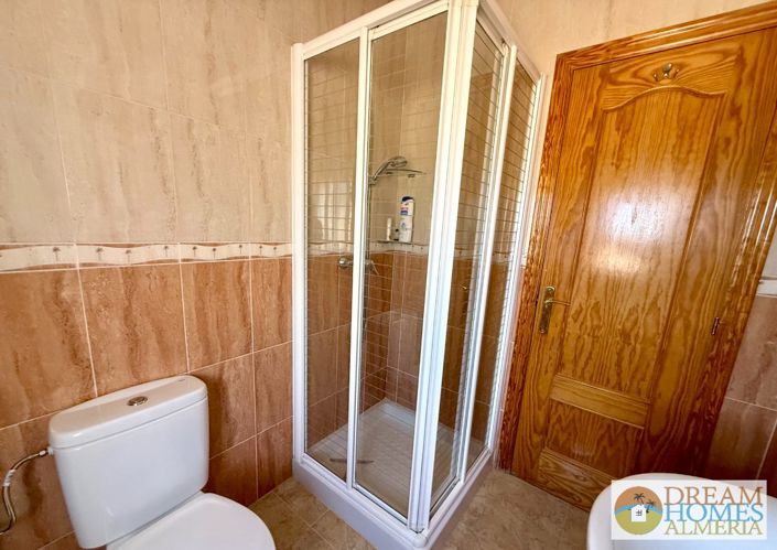 Image No.33-3 Bed Villa for sale