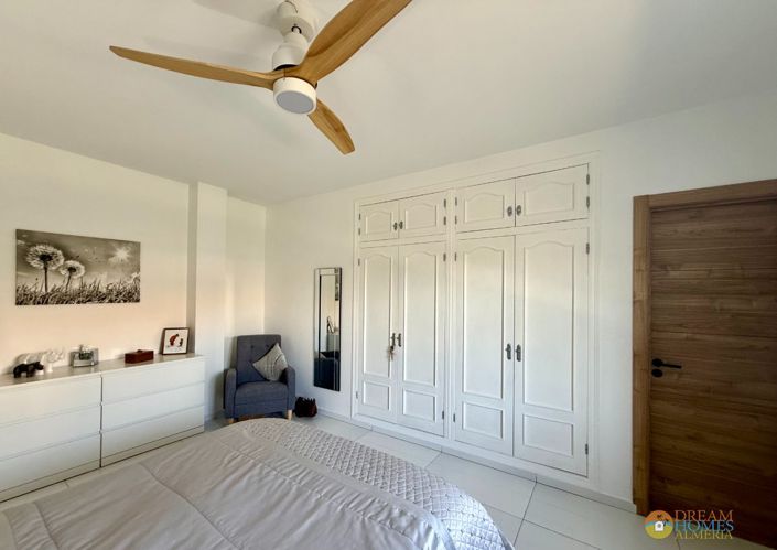 Image No.20-4 Bed Villa for sale