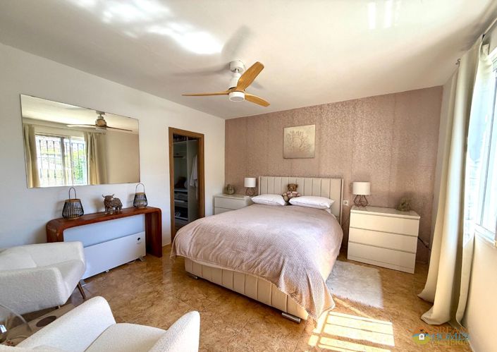 Image No.37-4 Bed Villa for sale
