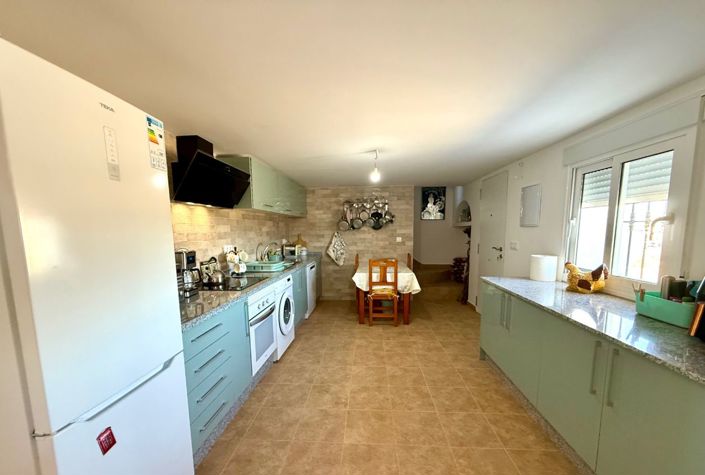 Image No.10-3 Bed Villa / Detached for sale