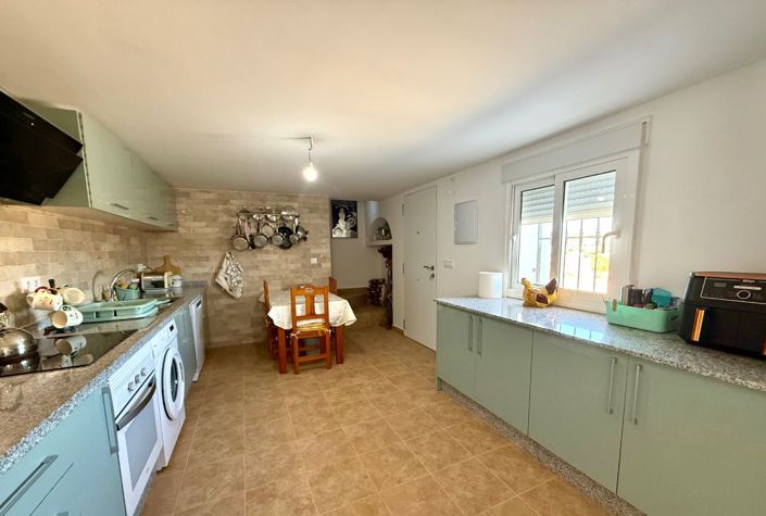 Image No.2-3 Bed Villa / Detached for sale