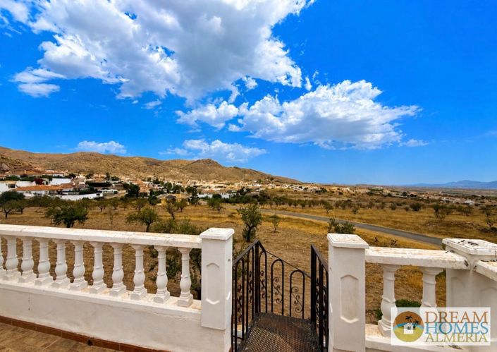 Image No.28-5 Bed Villa for sale
