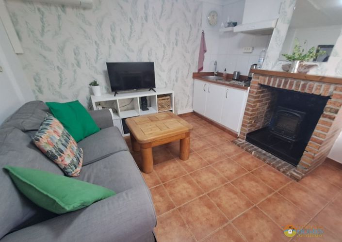 Image No.21-3 Bed Semi-Detached for sale