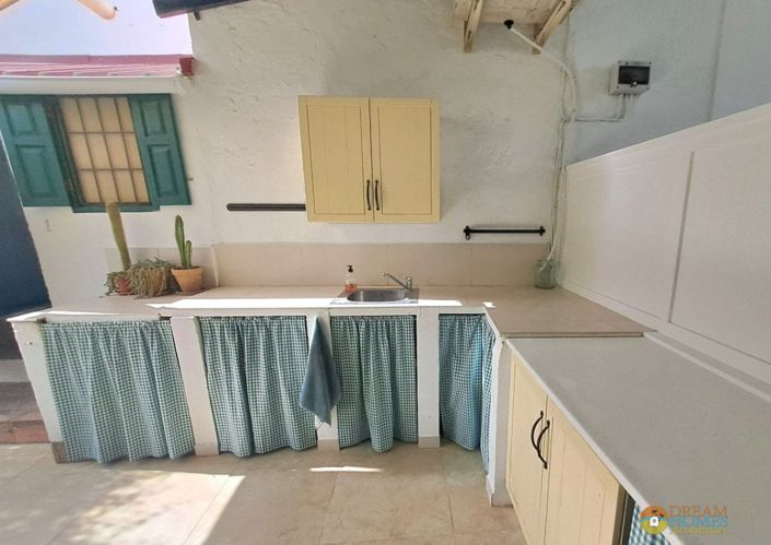 Image No.36-3 Bed Semi-Detached for sale