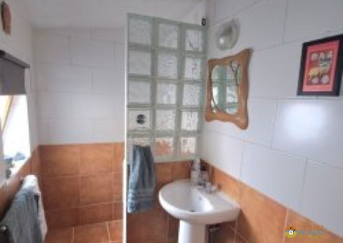 Image No.19-4 Bed Villa / Detached for sale