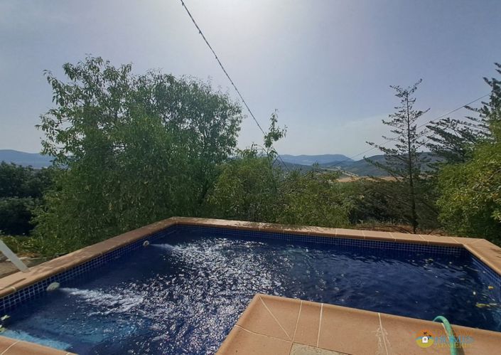 Image No.2-4 Bed Villa / Detached for sale