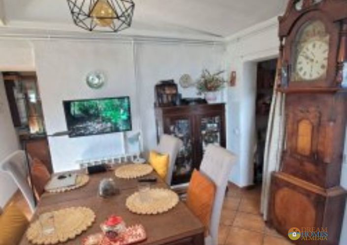 Image No.8-4 Bed Villa / Detached for sale