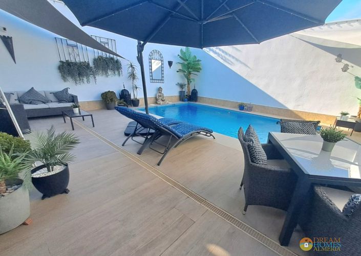 Image No.43-5 Bed Villa for sale