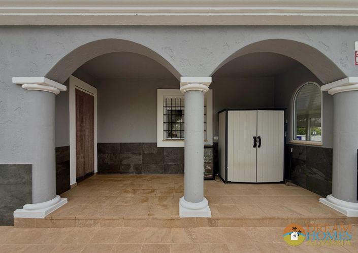 Image No.14-3 Bed Villa for sale