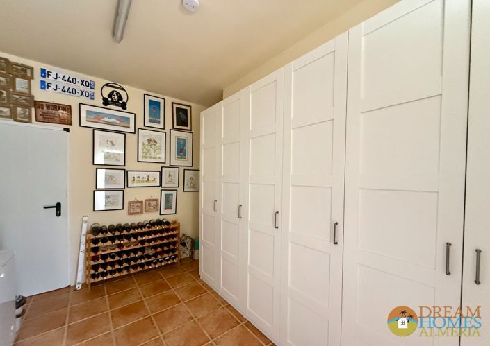 Image No.16-3 Bed Villa for sale