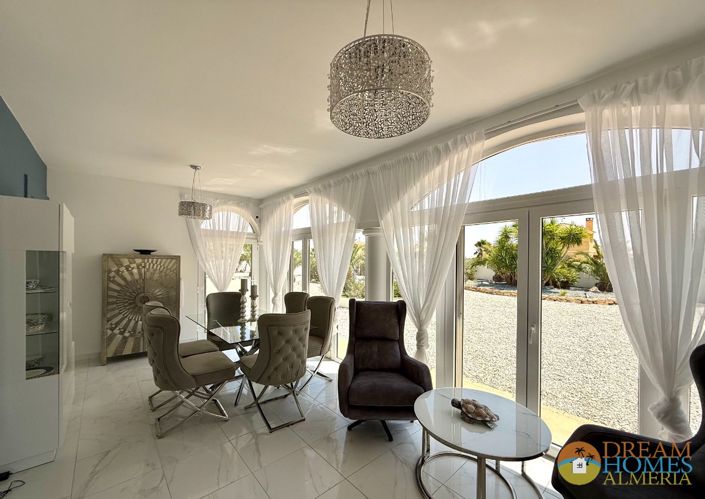 Image No.4-3 Bed Villa for sale