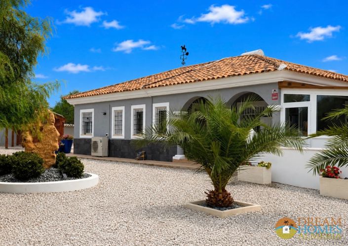 Image No.31-3 Bed Villa for sale