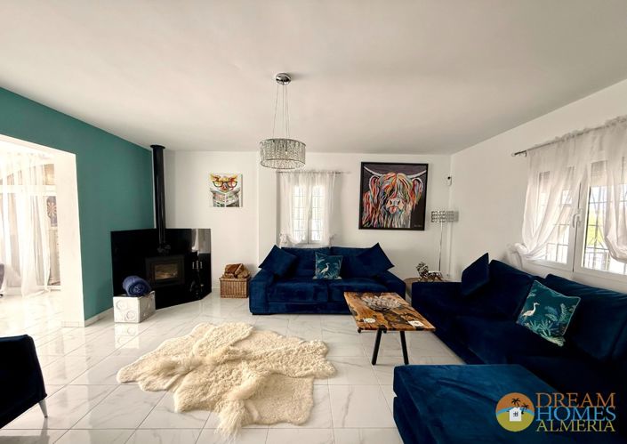 Image No.5-3 Bed Villa for sale