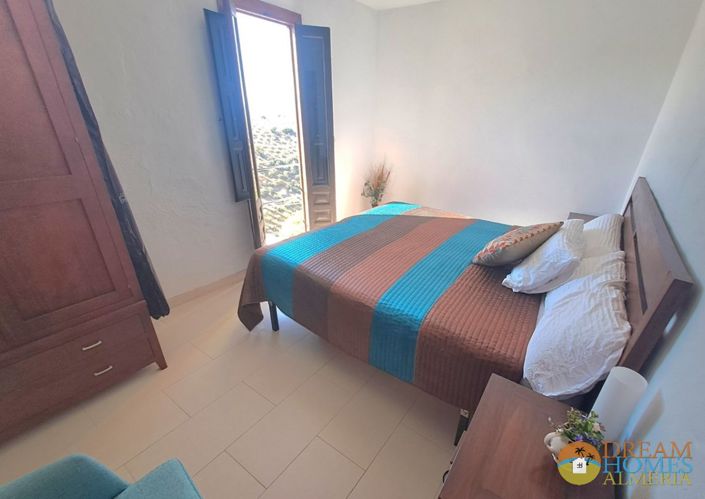Image No.22-5 Bed Villa / Detached for sale