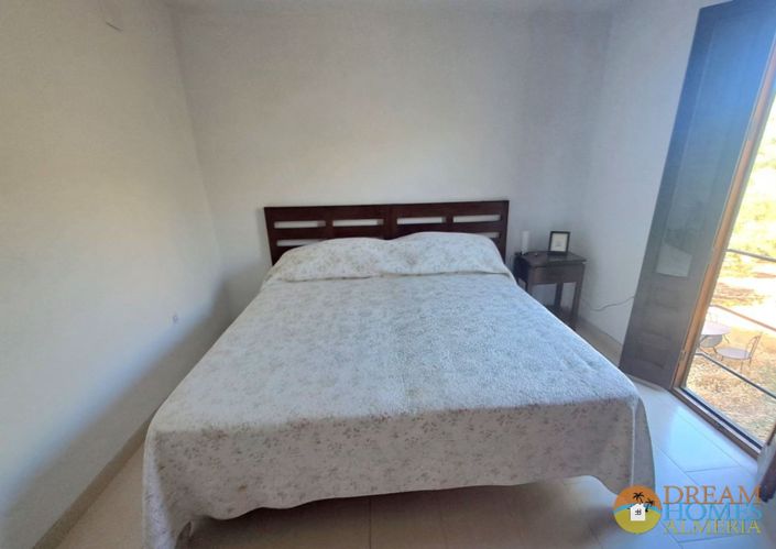 Image No.24-5 Bed Villa / Detached for sale