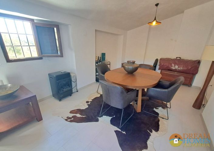 Image No.29-5 Bed Villa / Detached for sale
