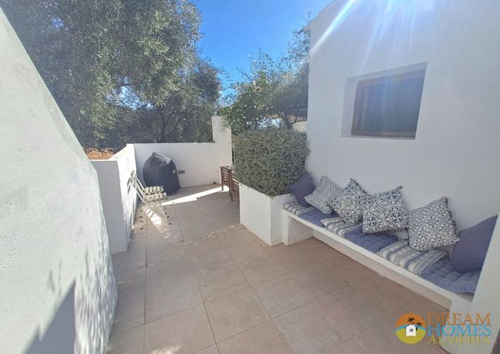 Image No.30-5 Bed Villa / Detached for sale