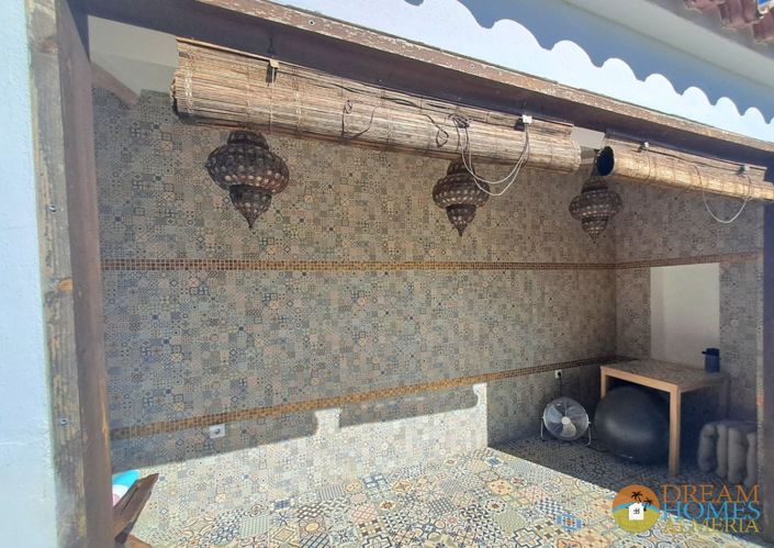 Image No.31-5 Bed Villa / Detached for sale